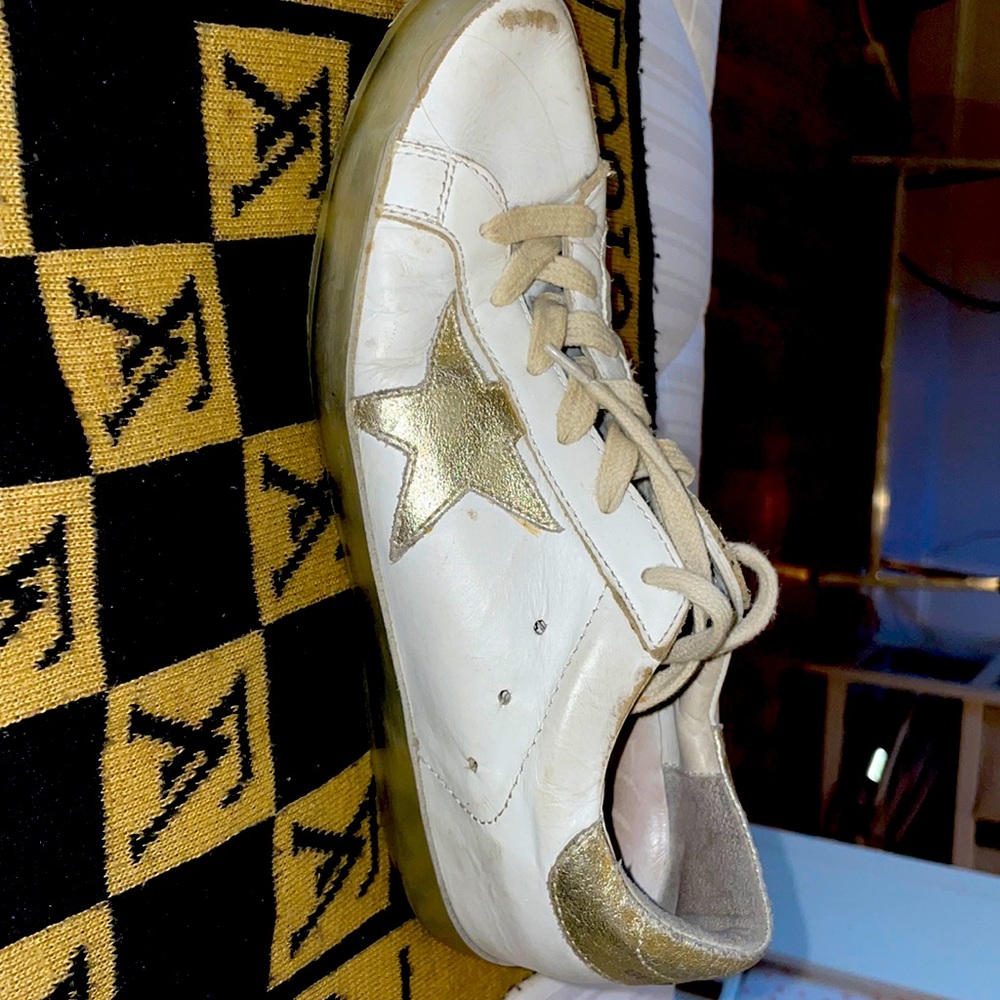 Golden goose *left shoe only * great condition